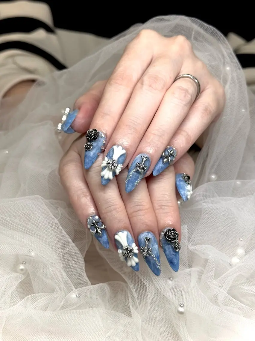 ネイル ハンドネイル LUCAS 千葉 AOI💅🏾💕のネイルデザイン