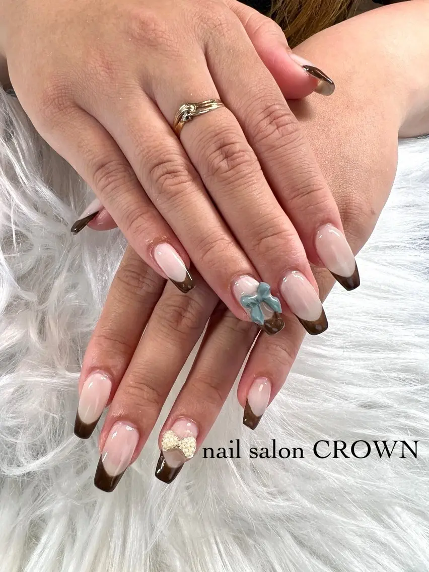 ネイル 長さ出し フレンチネイル nail salon CROWNのネイルデザイン