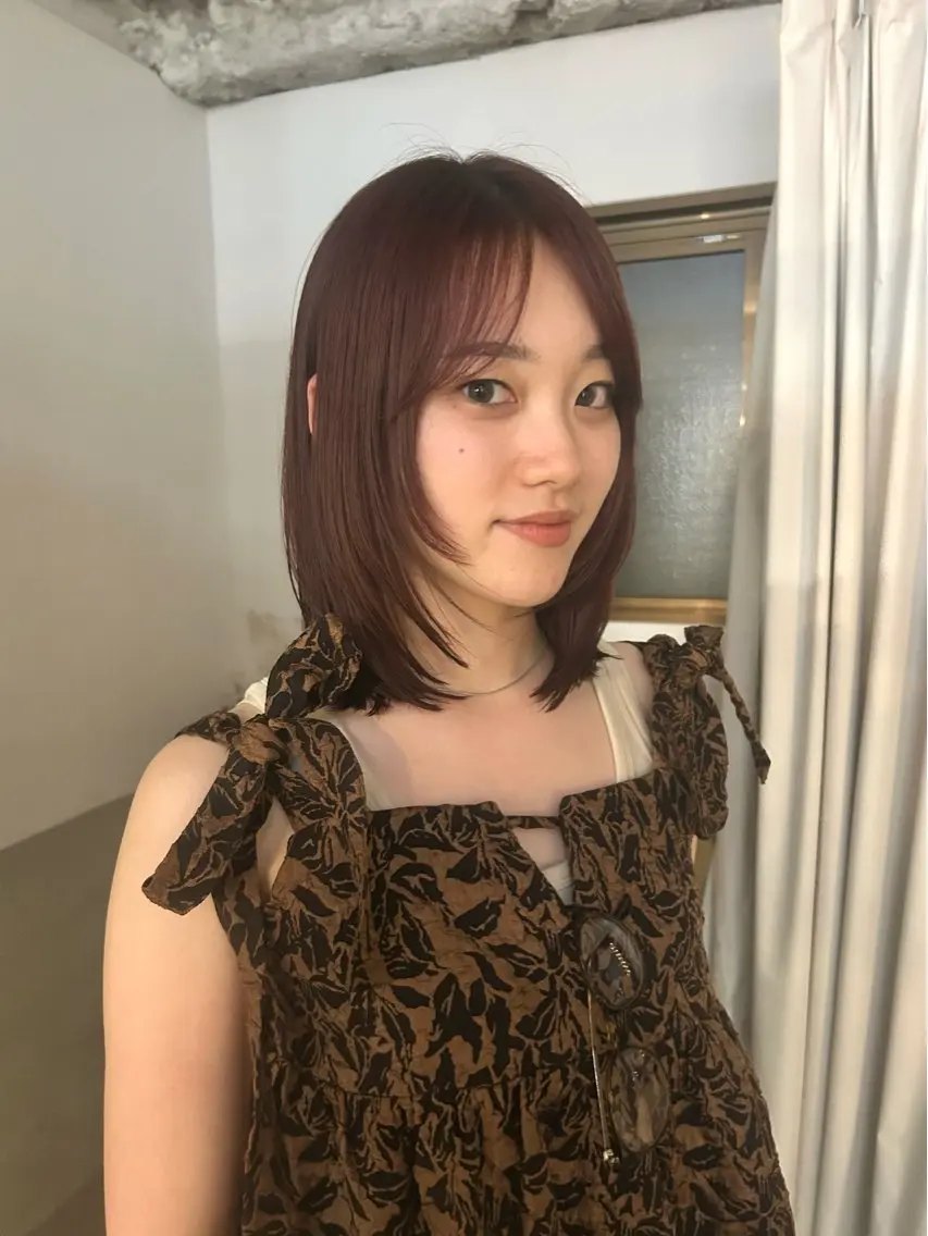 ミディアム カラー ブラウンカラー ピンクカラー ピンクブラウン chico .のヘアスタイル