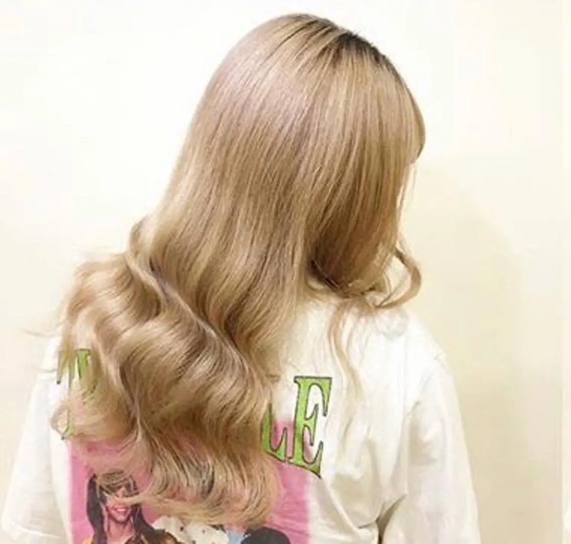 ロング カラー ヘアアレンジ TSUNA 🌙 Lim 五反田のマツエク・マツパデザイン
