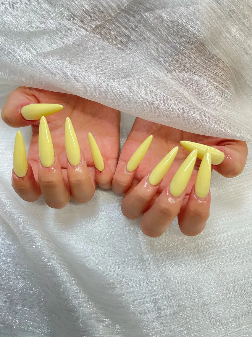 ロング LuCie Nailのネイルデザイン