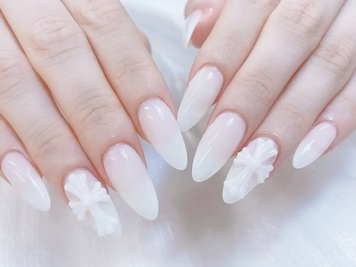 ネイル チークネイル 成人式 フレンチネイル グラデーション 氷ネイル・うるうるネイル ハンドネイル DUO MI nail salonのネイルデザイン