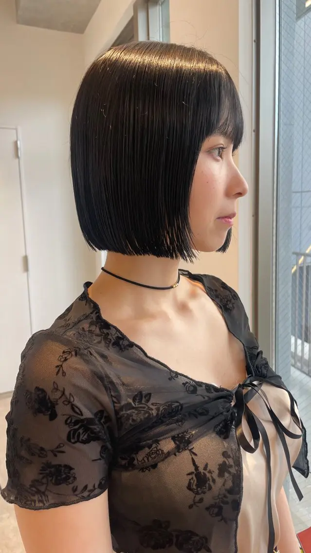 ショート ボブ カット ヘアカラー トリートメント 抜け感ボブ×パーマ |kazaneのヘアスタイル