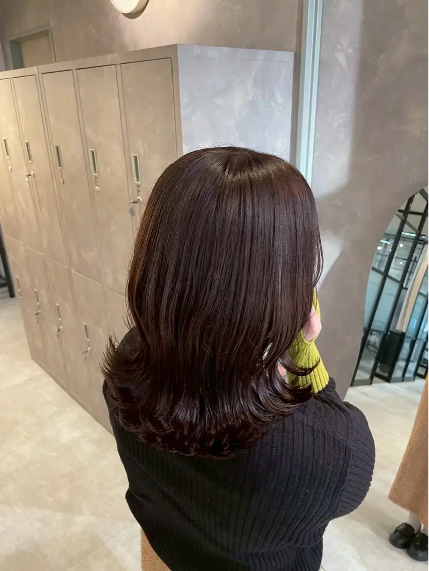 ミディアム くびれヘア カット 🪐 ayameのヘアスタイル