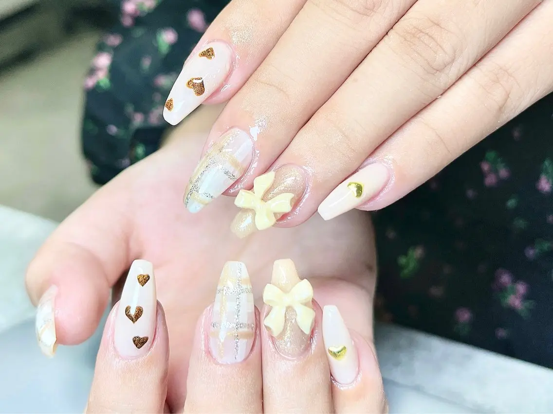 ネイル ハンドネイル glance nailのネイルデザイン
