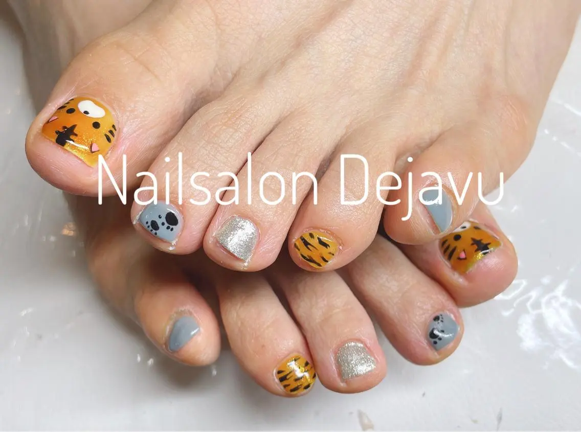 ネイル アートネイル フットネイル ジェルネイル ワンカラーネイル シンプルネイル Nail salon Dejavu 🌿のネイルデザイン
