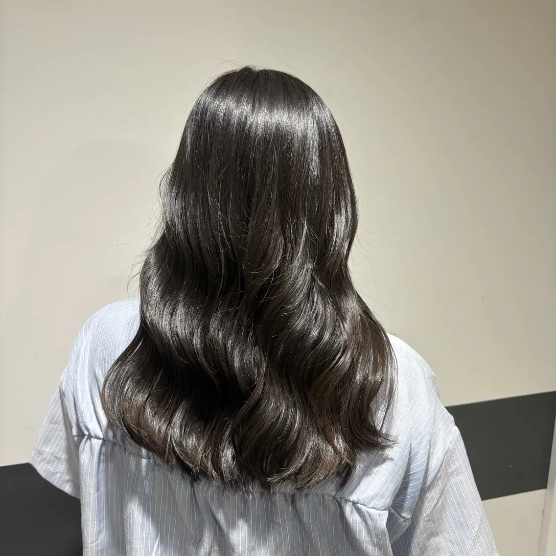 セミロング カット ヘアカラー トリートメント ボブ/外国人風カラー 🩵mikiのヘアスタイル