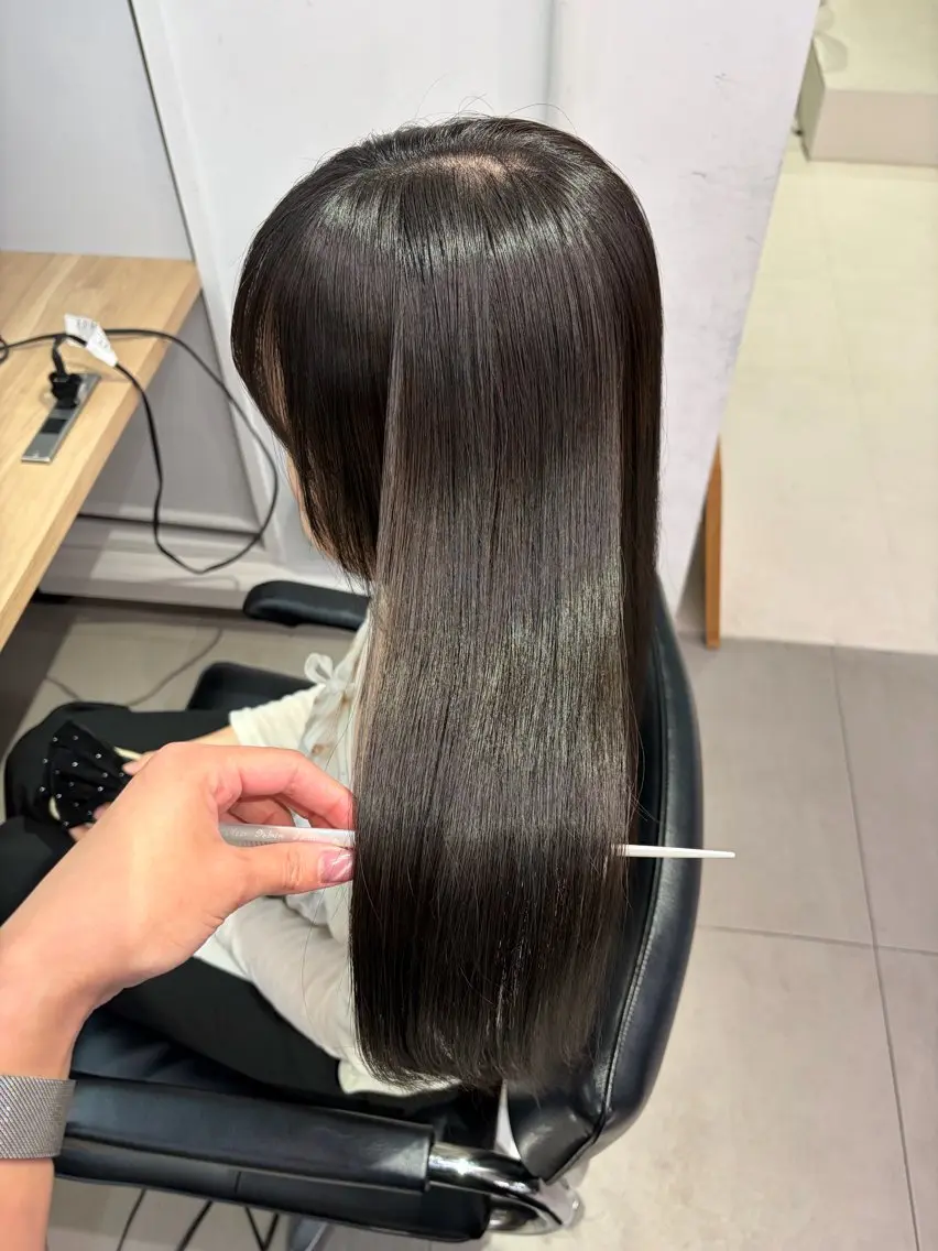 ロング カラー 透明感カラー 縮毛矯正 ヘアカラー 縮毛矯正 縮毛/くすみカラー Mariamu🌼のヘアスタイル