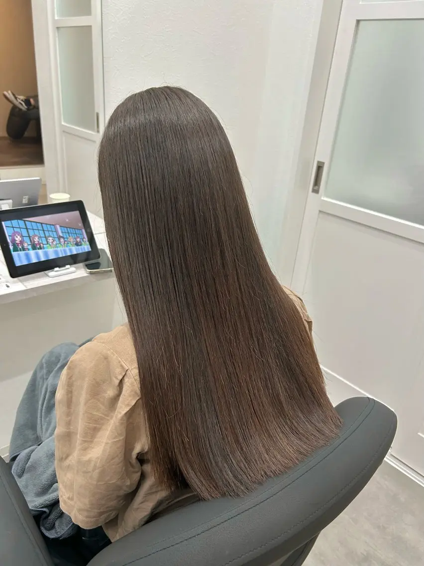 髪質改善カラー➕COREMEトリートメントの写真