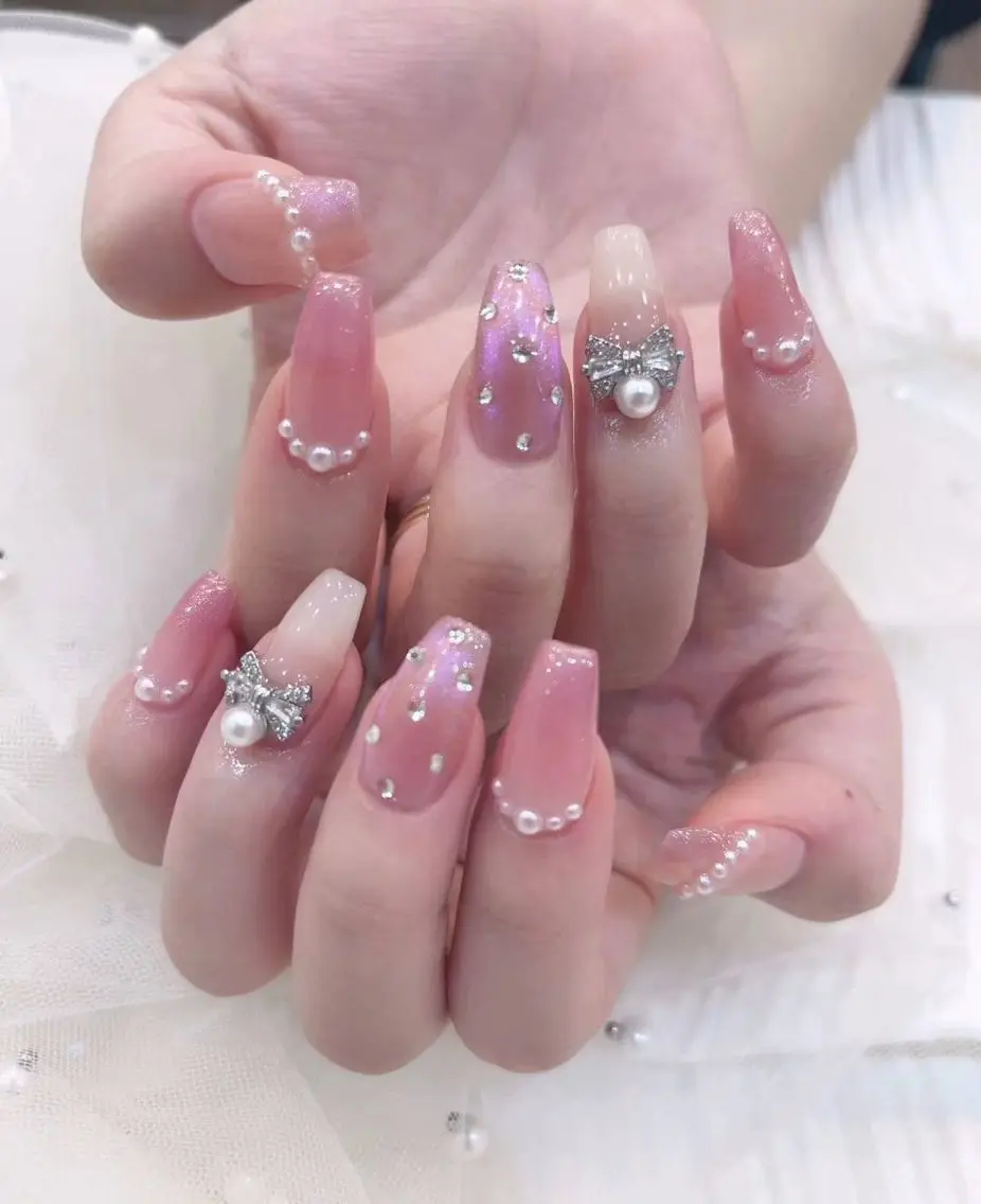 ネイル アートネイル フラワーネイル フットネイル ジェルネイル キラキラネイル Babarla nailのネイルデザイン