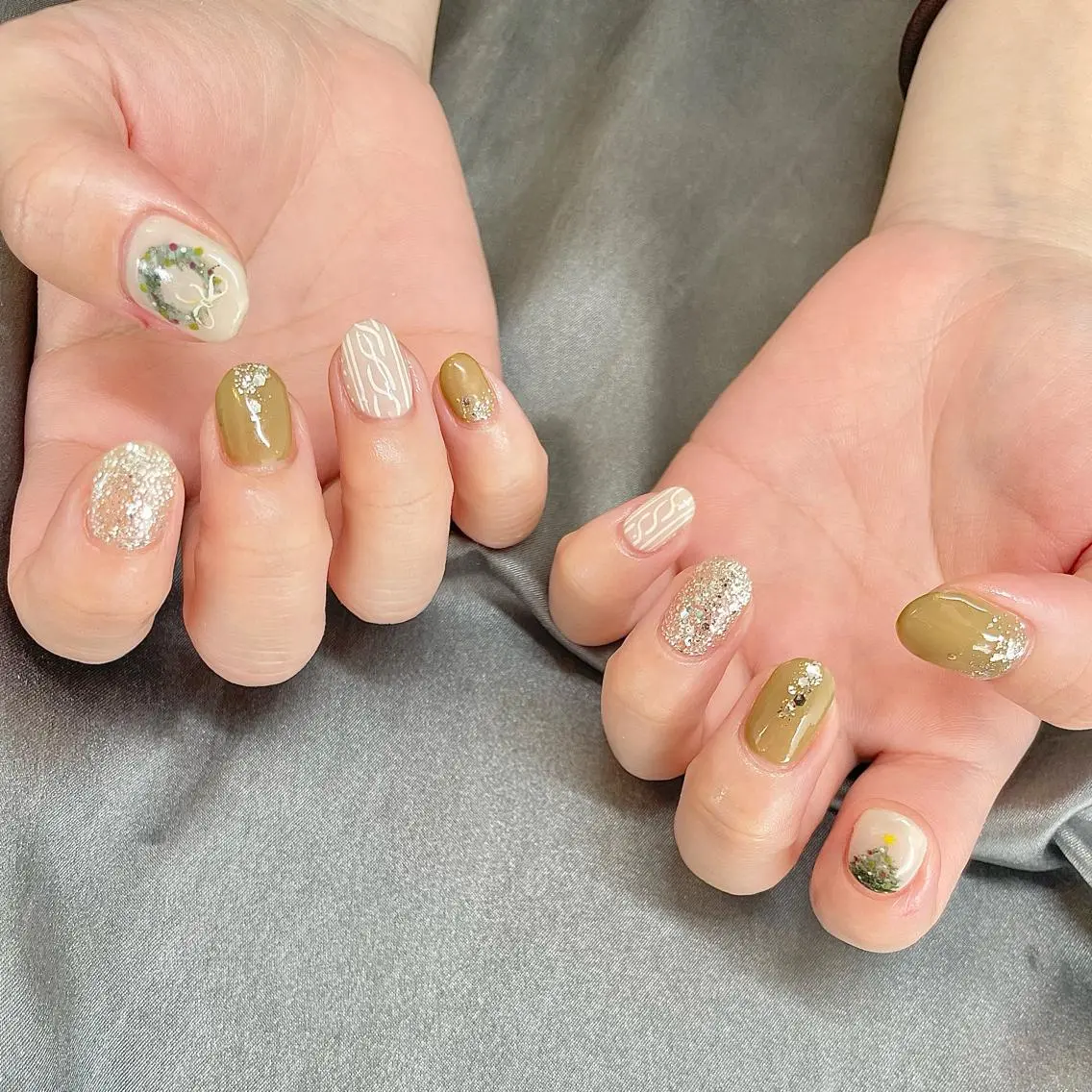 ショート カラー パーマ ヘアアレンジ メンズ キッズ ネイル マツエク・マツパ アイブロウ クリスマス 冬ネイル クリスマス el. by Aoのネイルデザイン