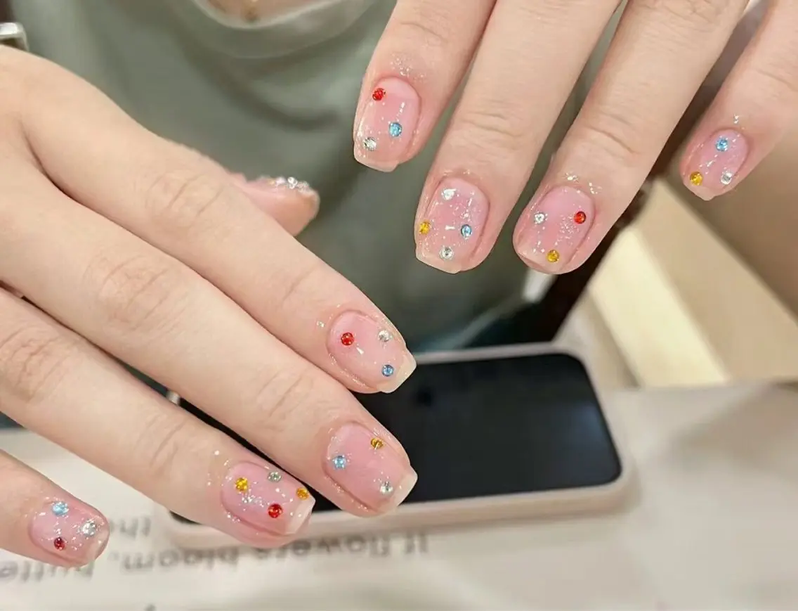 ネイル ハンドネイル in.nail-- 🐈‍⬛riのネイルデザイン