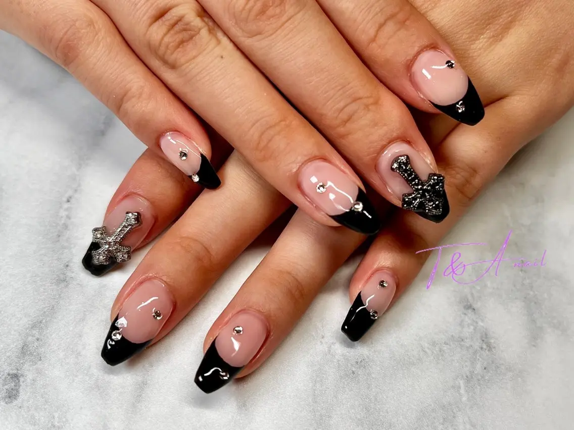 ネイル 長さ出し フレンチネイル ジェルネイル ハロウィン スカルプネイル T&A nailのネイルデザイン