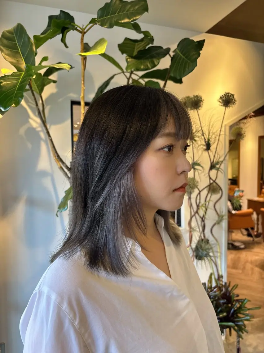 ミディアム カラー 村松 美月のヘアスタイル