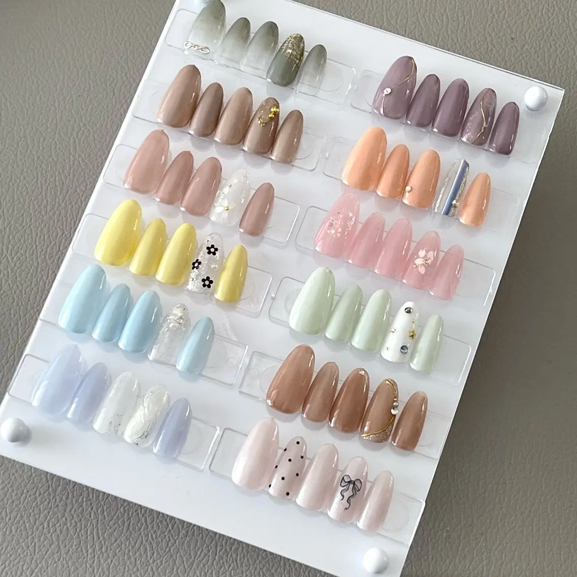 ✨定額Aコース✨アート2本付きのオフィス向きシンプルデザイン【オフなし】の写真