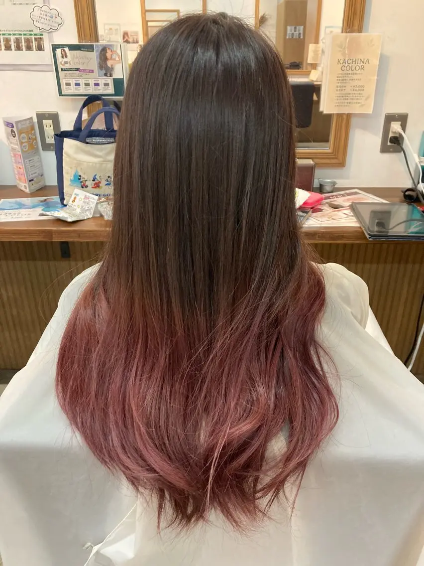 セミロング カラー ヘアアレンジ グラデーションカラー ピンクカラー ヘアカラー 💫 シュン💫のヘアスタイル