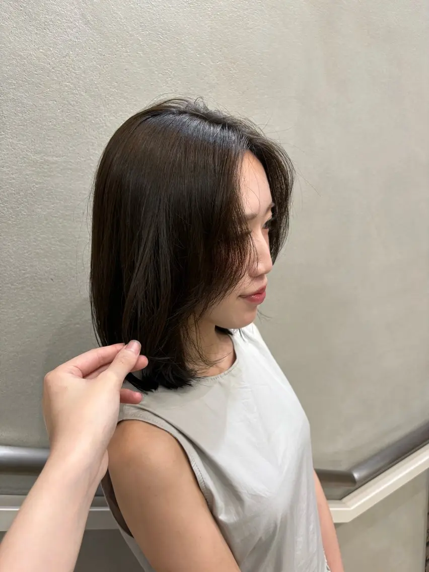 ショート カラー ボブレイヤー グレージュ オリーブグレージュ オリーブグレー ボブ カット ヘアカラー トリートメント Keina/理想 ×似合わせのヘアスタイル