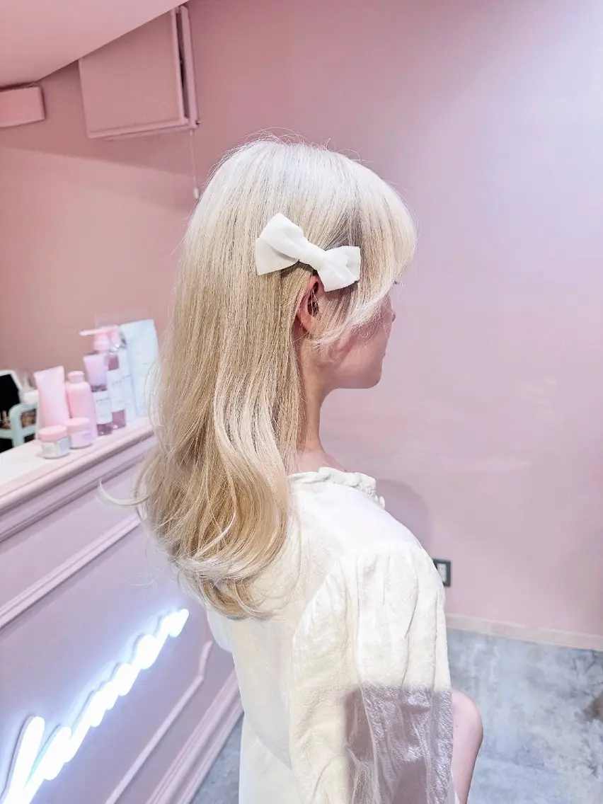 セミロング カラー ヘアカラー 透明感/艶カラー 💘Hanaのヘアスタイル