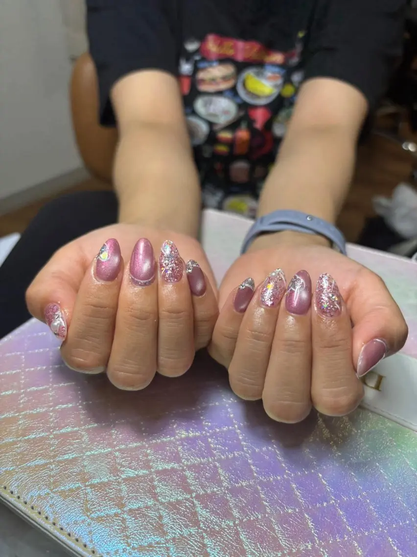ネイル チークネイル ドット フットネイル フレンチネイル グラデーション ハンドネイル フットネイル HANA 川越東口ネイルサロンのネイルデザイン
