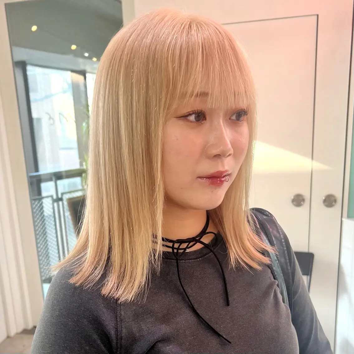 ショート カラー ヘアアレンジ 🧨ブリーチー×ボブ レイヤー💎じゅえるのヘアスタイル