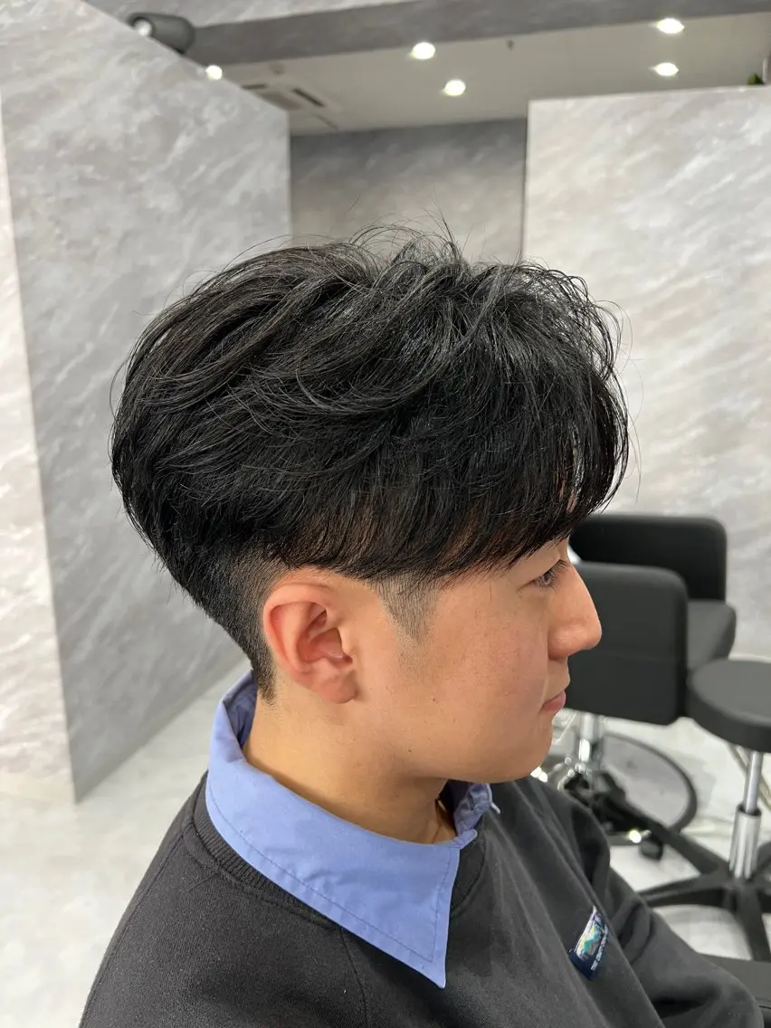 パーマ メンズ メンズパーマ ニュアンスパーマ カット パーマ ulus kobe 藤枝大地のヘアスタイル