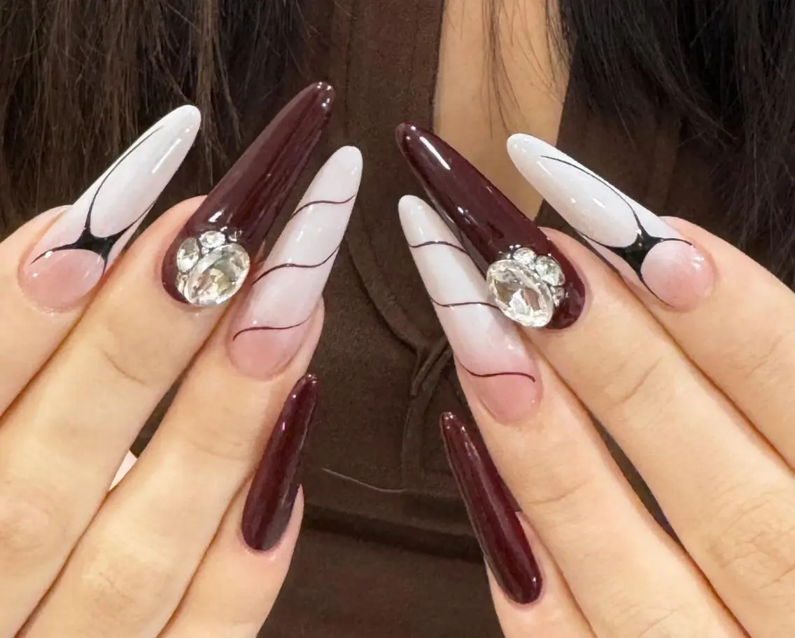 ネイル ハンドネイル 🎀 NaNa_nailのネイルデザイン