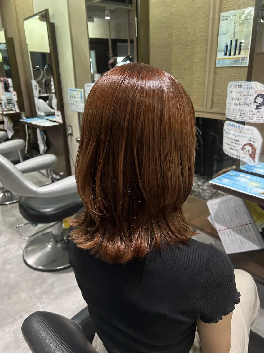 ミディアム カラー くびれヘア レイヤーカット ヘアカラー トリートメント ダメージレス艶カラー ✨️吉村のヘアスタイル