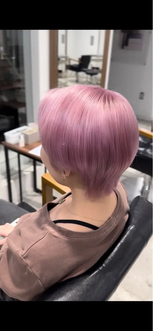 ショート カラー ブリーチ ケアブリーチ ハイトーンカラー ピンクカラー ショートヘア 髙木 利央のヘアスタイル