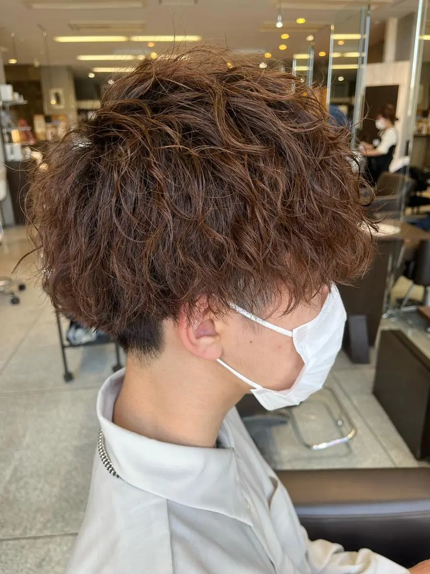 【最先端波巻き、ツイストスパイラルパーマ¥16800→¥8800】トリートメント付きの写真