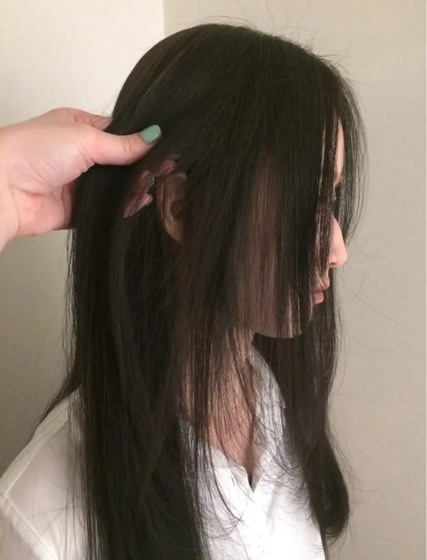 ミディアム カラー 山田 麻椰のヘアスタイル