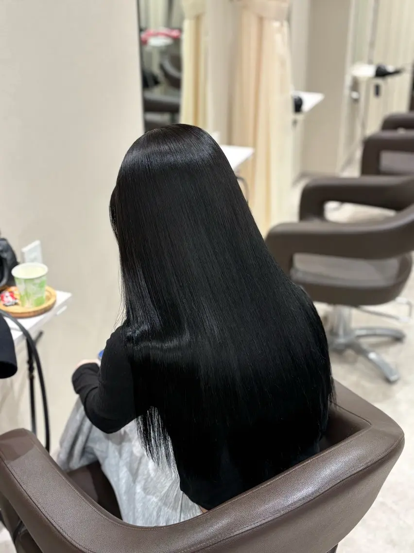 ロング 佐々木 愛結のヘアスタイル