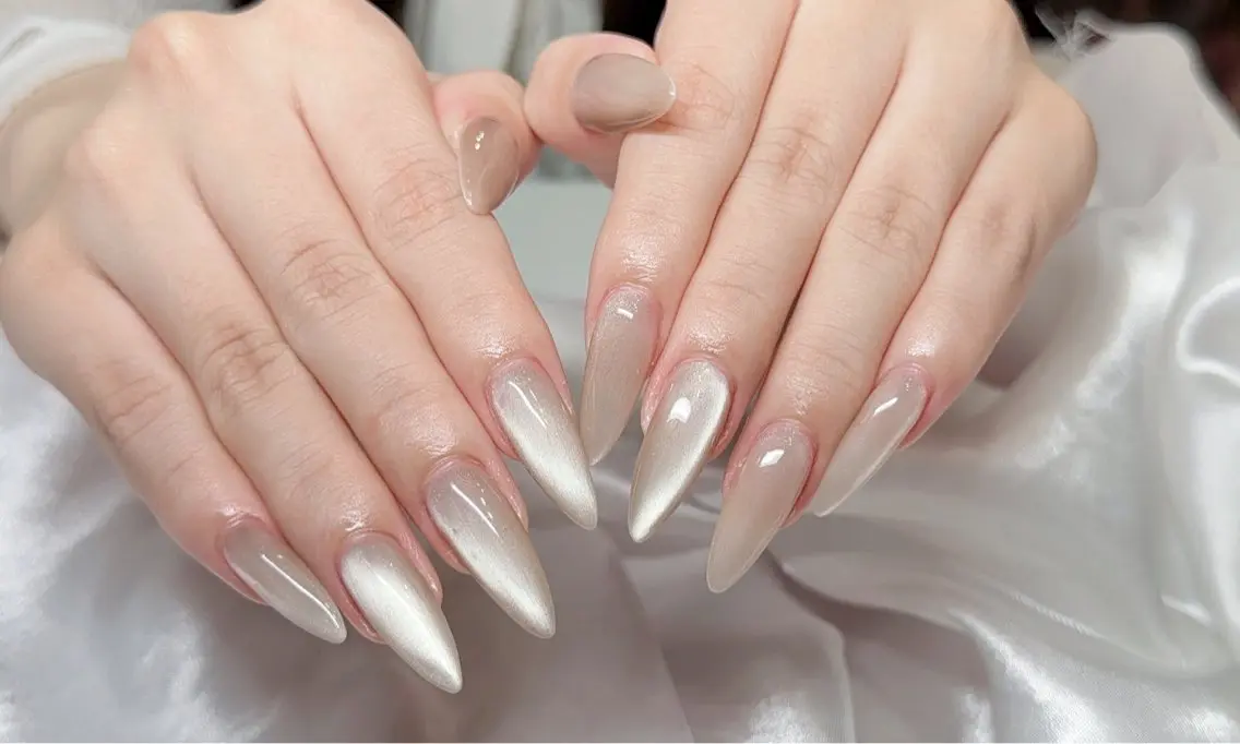 ネイル KIRA LILYのネイルデザイン