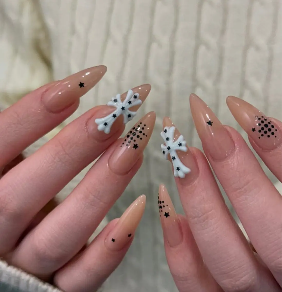 ネイル フレンチネイル ジェルネイル マグネットネイル 持ち込み ニュアンスネイル NiJi Nailsのネイルデザイン