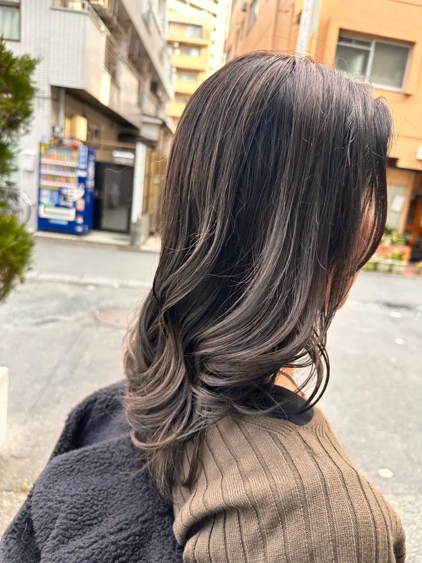 ミディアム ヘアカラー 透明感カラー KATSURENのヘアスタイル