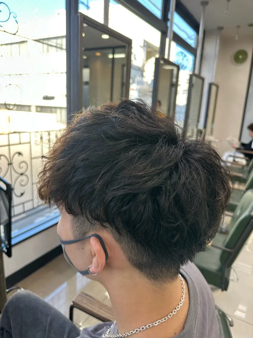 ショート パーマ メンズ Ingrove 千鳥町のヘアスタイル