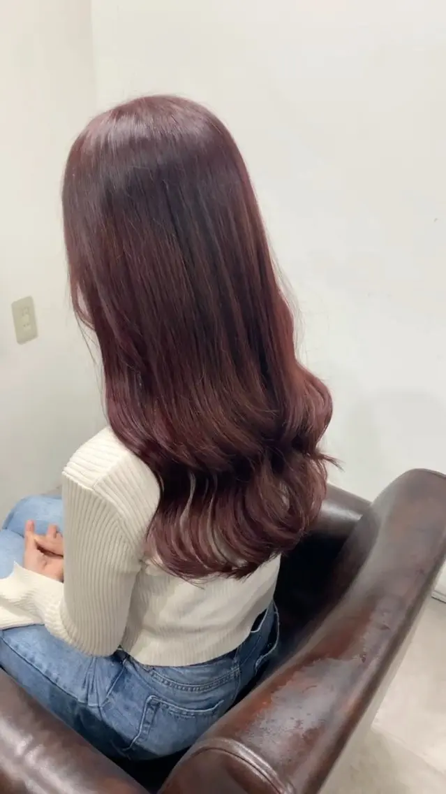 ロング カラー ヘアカラー トリートメント YURA hairのヘアスタイル