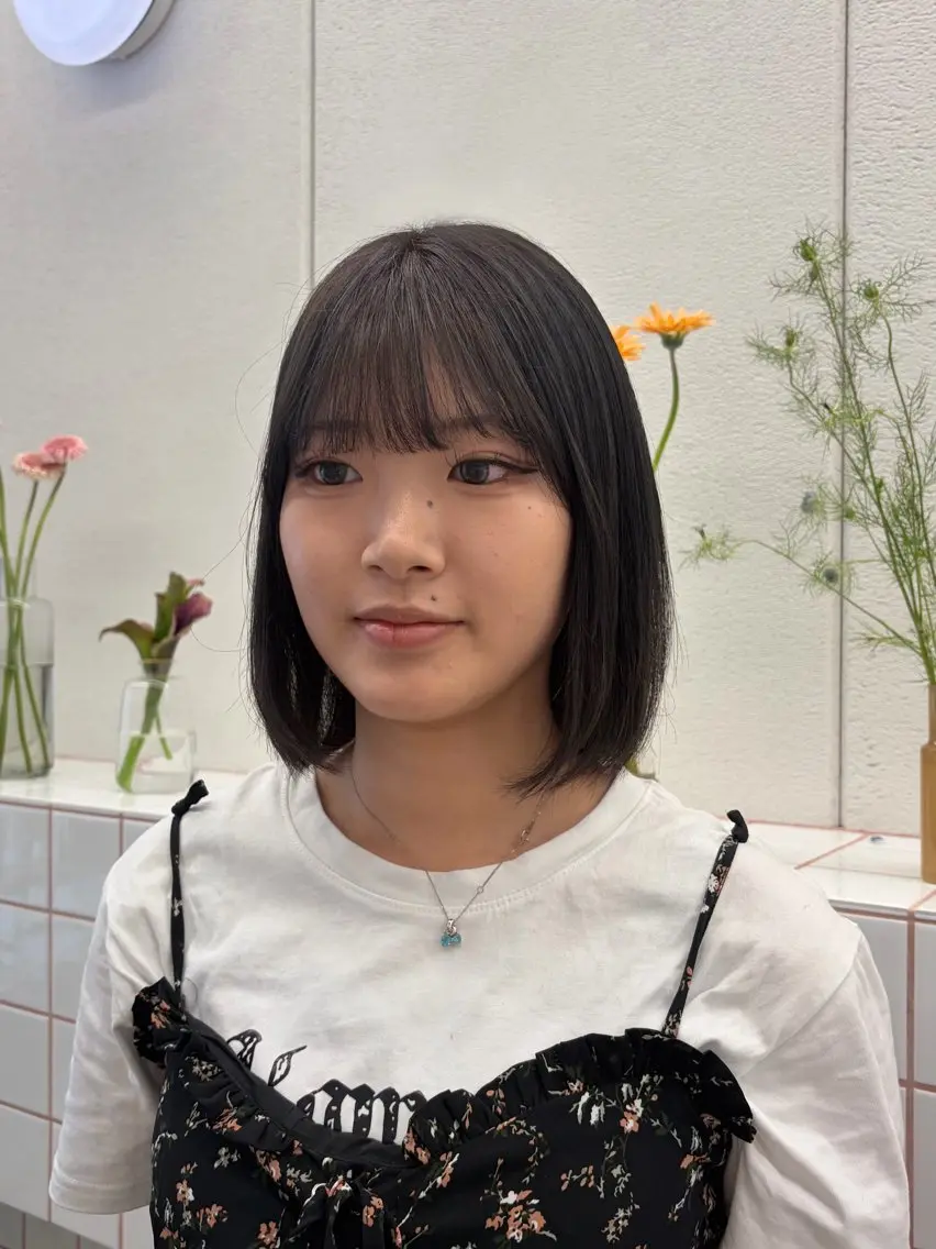 ショート カラー ヘアカラー トリートメント 🌼花屋併設🌼 木下奈々望のヘアスタイル