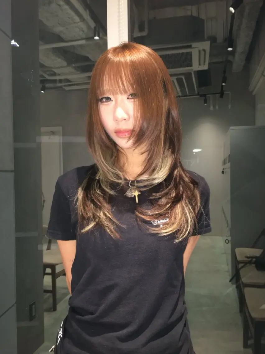 セミロング カット ヘアカラー トリートメント 浅沼 伸昌のヘアスタイル