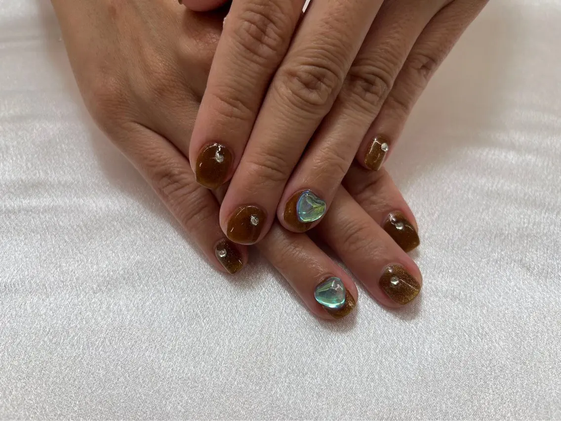 ネイル Tagi Nail 銀座店のネイルデザイン