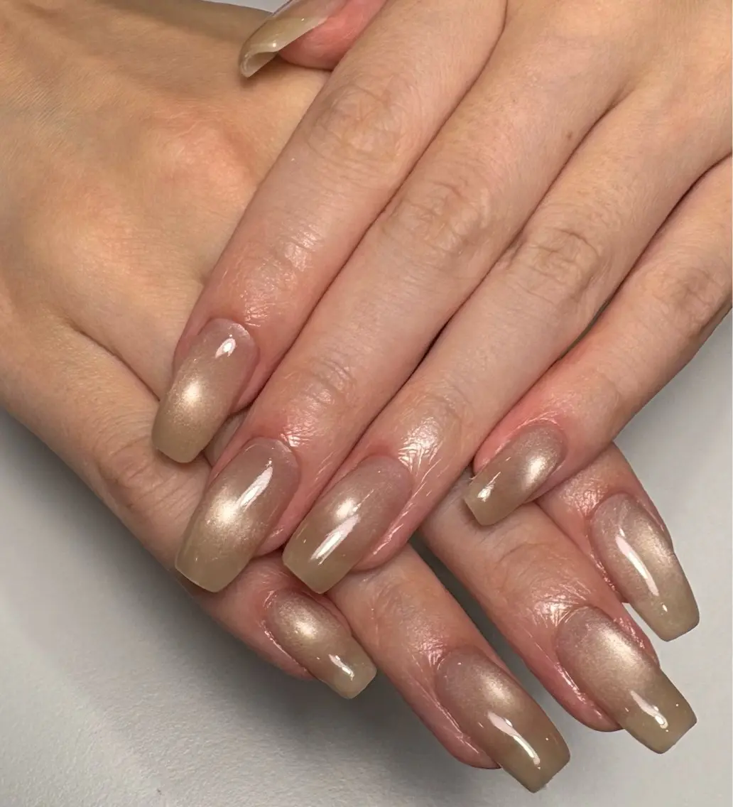 ネイル マグネットネイル オフィスネイル ワンカラーネイル シンプルネイル ハンドネイル Ema Nail 東梅田店ミキのネイルデザイン