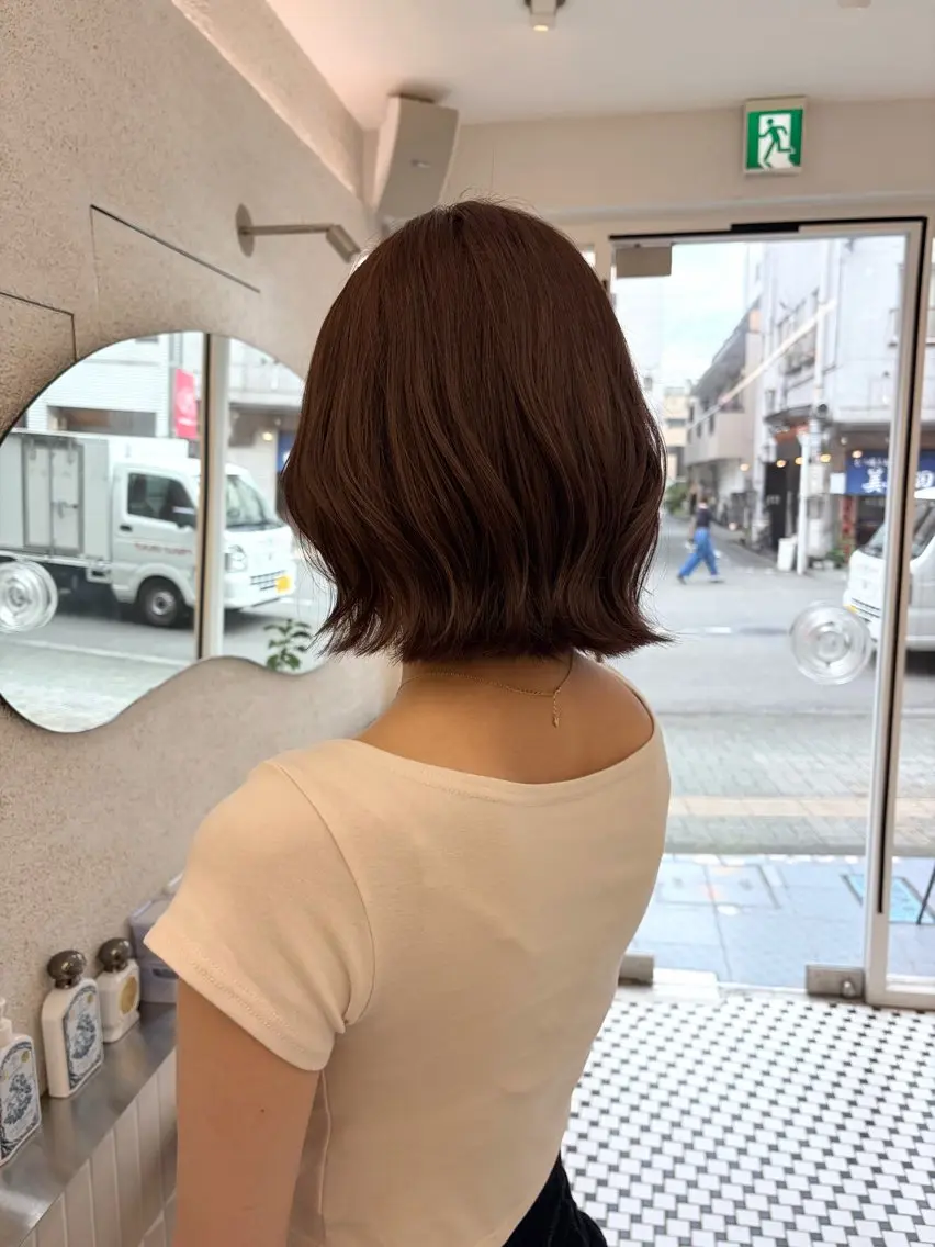 ショート カット ヘアカラー まろやかベージュ🤎 艶カラー🔔リンのヘアスタイル