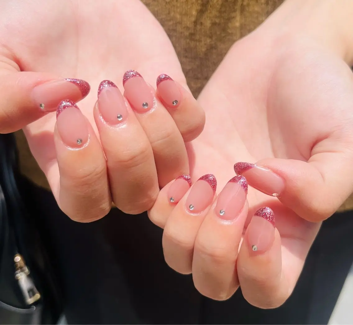 ネイル フレンチネイル ラメ(グリッター) ハンドネイル HazeGrass NAILのネイルデザイン