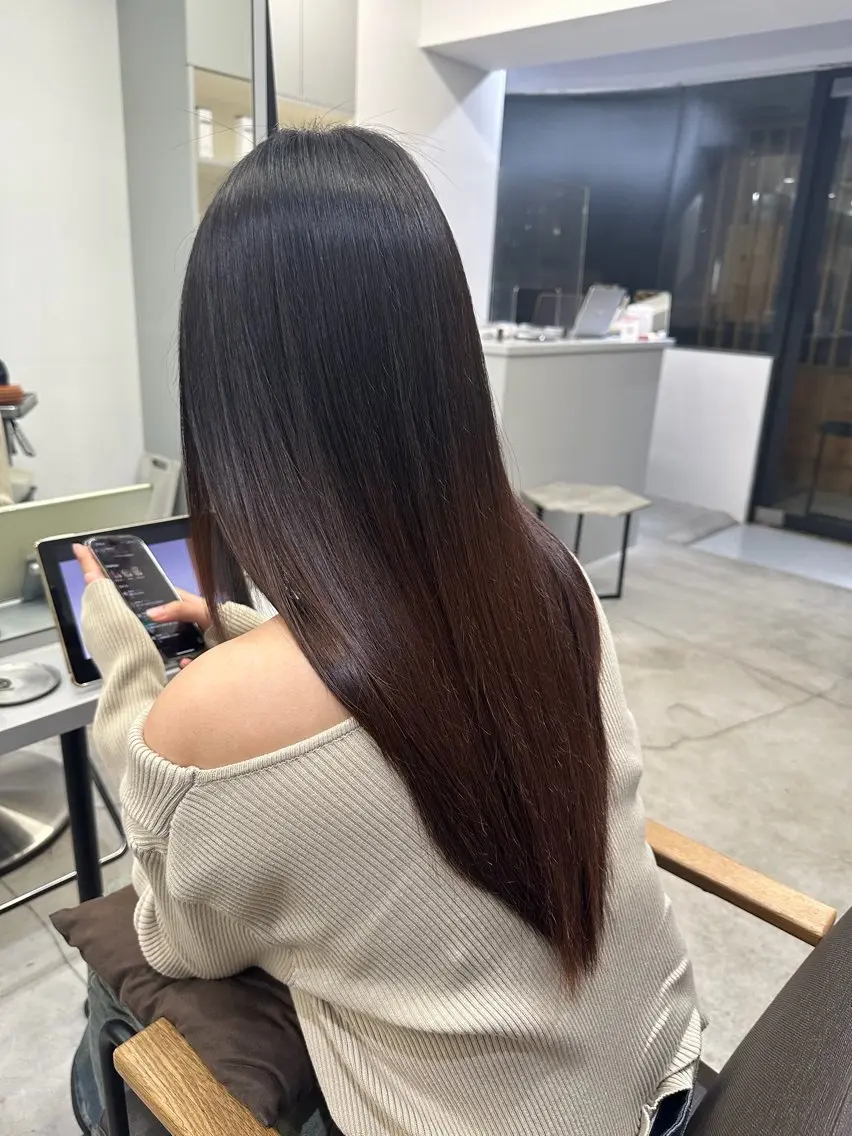 ロング 縮毛矯正 絶対綺麗な暖色カラー 🎯あります✨増渕✨のヘアスタイル
