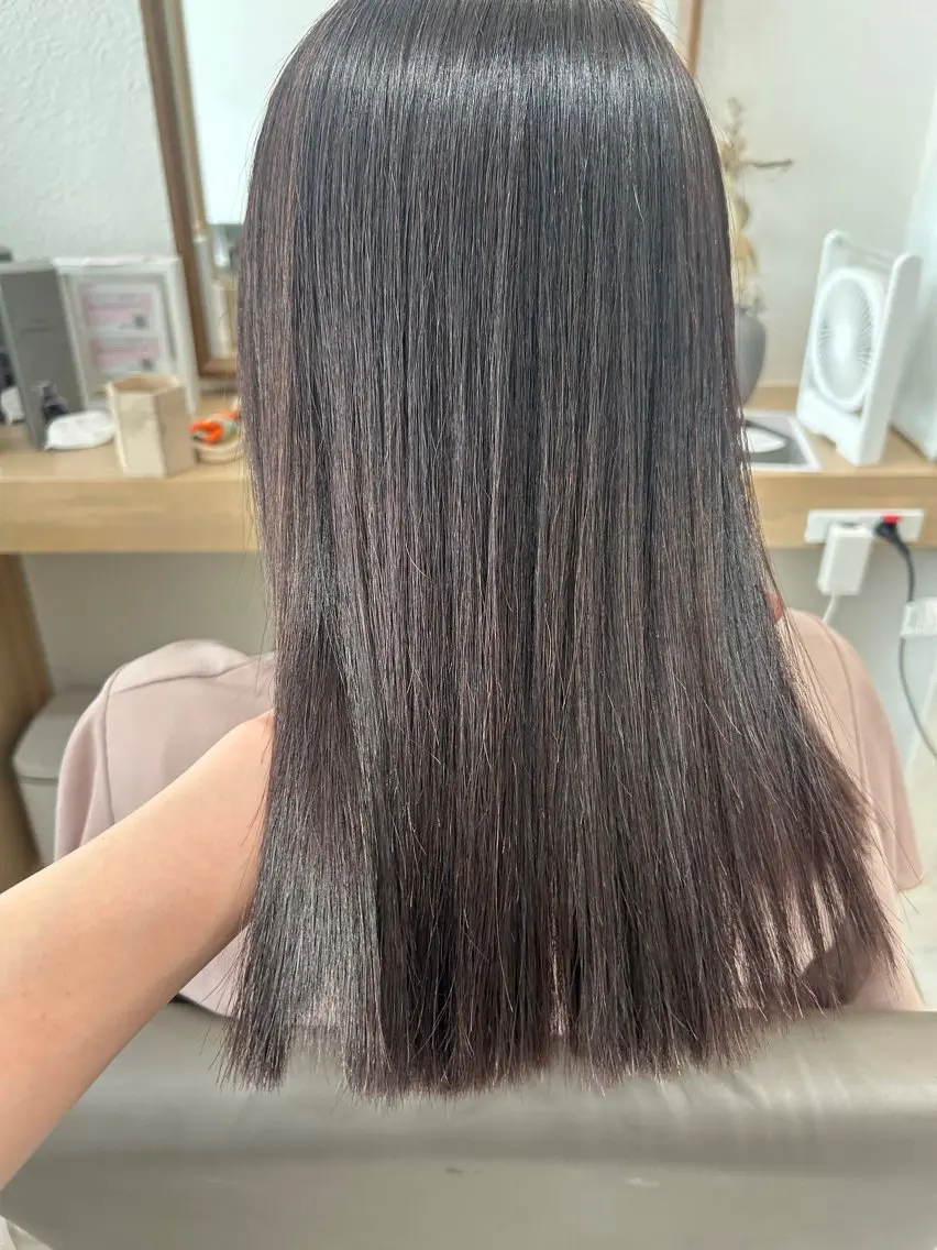 ロング カラー ケアカラー くせ毛 縮毛矯正 カット トリートメント 久木原 ゆりのヘアスタイル