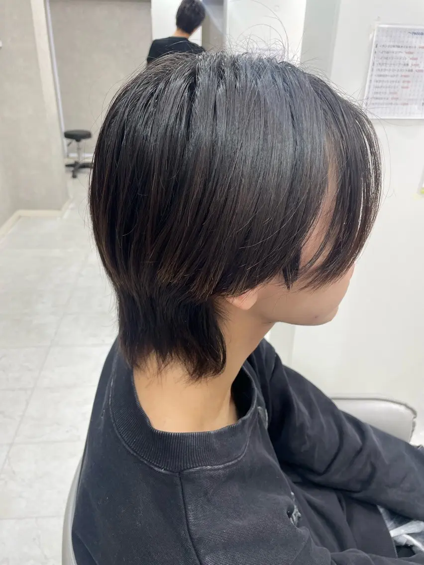 ミディアム メンズ マッシュウルフ マッシュ メンズウルフカット ウルフカット カット トリートメント 工藤 洸のヘアスタイル