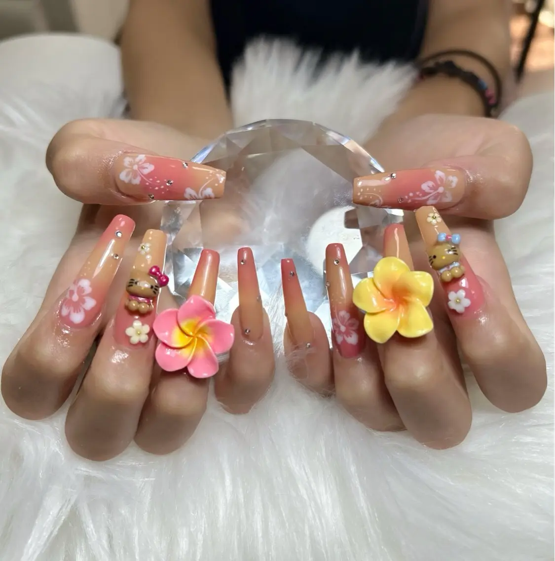 ネイル アートネイル オーロラネイル チークネイル 長さ出し フットネイル Chan nailsのネイルデザイン