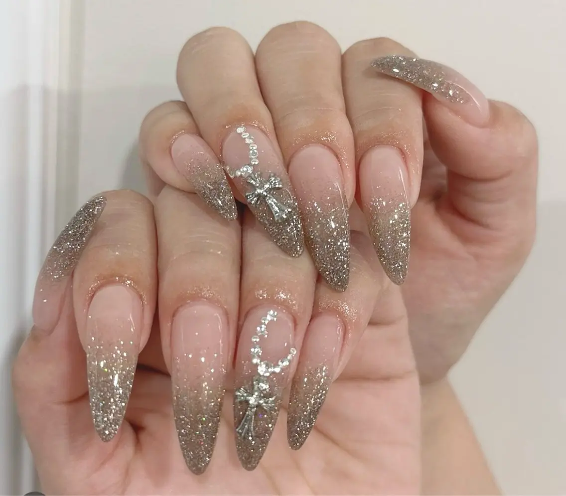 ネイル アートネイル ジェルネイル グラデーション マグネットネイル ニュアンスネイル ハンドネイル Ryu nail studioのネイルデザイン