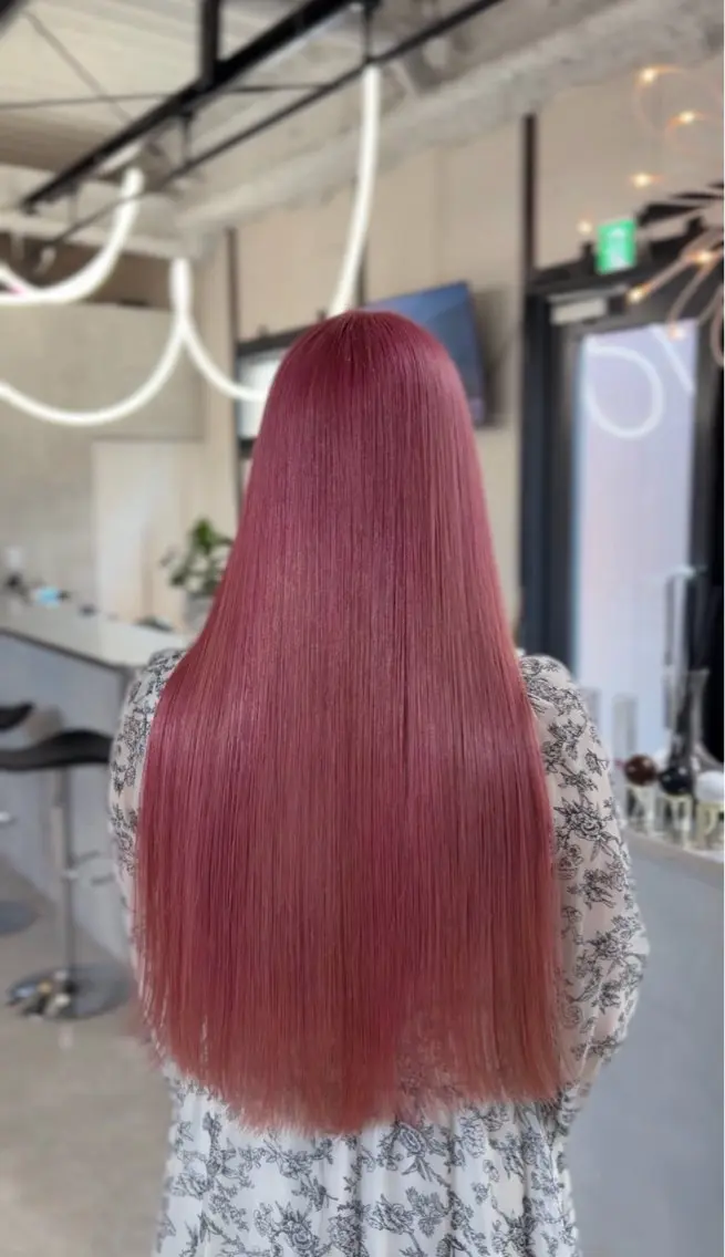 ロング ヘアカラー 山下 聖愛羅のヘアスタイル