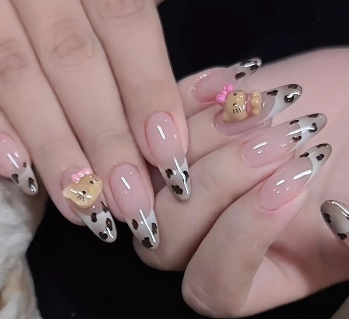 ネイル ハンドネイル 🎀 UU_nailのネイルデザイン