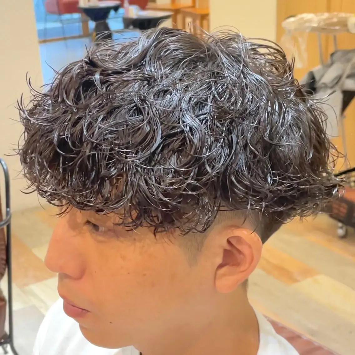 パーマ メンズ カット パーマ メンズサロン🔥 プリストオオサカのヘアスタイル